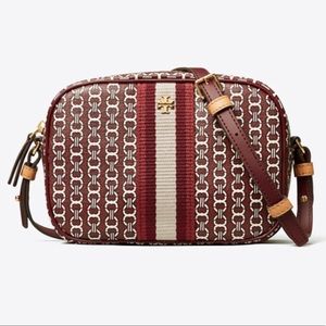 Tory Burch Gemini Link Crossbody Bag